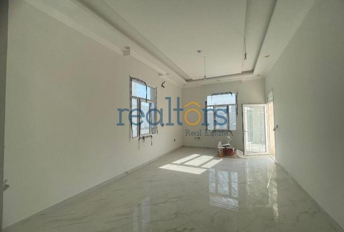 928949 - Property Image 2