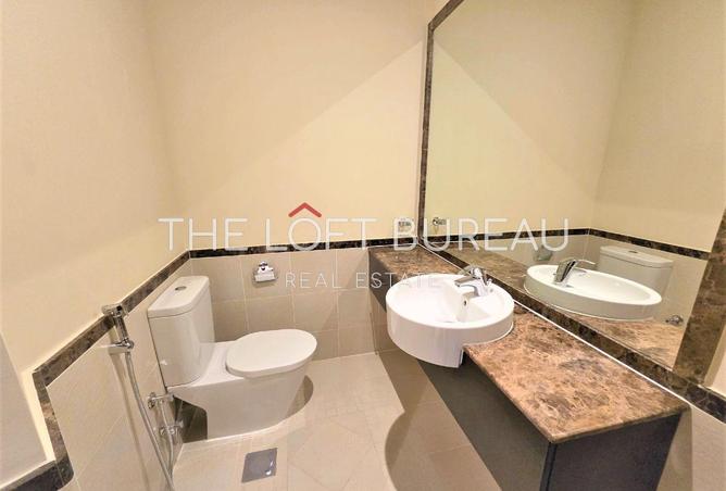 979832 - Property Image 3