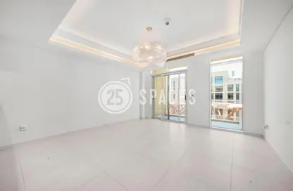 Apartment - 1 Bedroom - 2 Bathrooms for rent in Gewan Island - The Pearl Island - Doha
