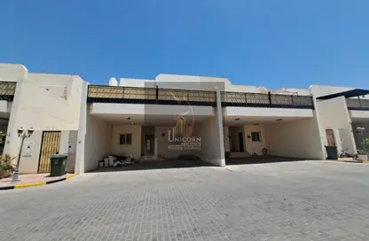 Compound - 4 Bedrooms - 3 Bathrooms for rent in Old Airport Road - Old Airport Road - Doha