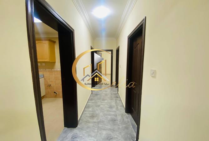 922128 - Property Image 3