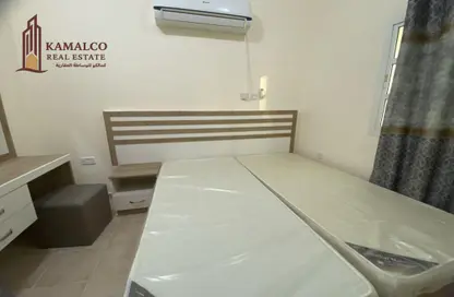 Apartment - 2 Bedrooms - 2 Bathrooms for rent in Al Muntazah - Doha