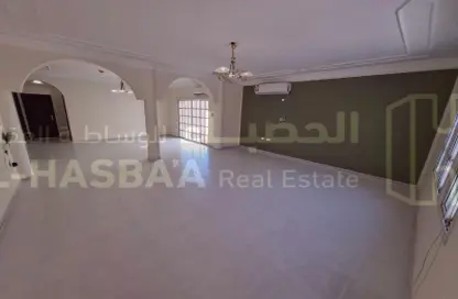 Villa - 5 Bedrooms - 4 Bathrooms for rent in Al Thumama - Al Thumama - Doha