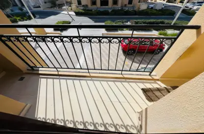 Apartment - 2 Bedrooms - 3 Bathrooms for rent in Fox Hills South - Fox Hills - Lusail