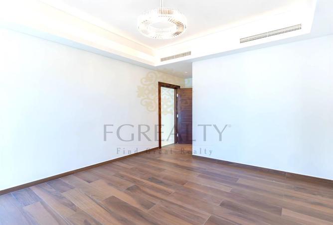 972575 - Property Image 3