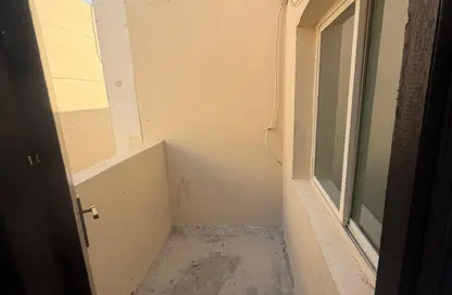 Apartment - 1 Bedroom - 1 Bathroom for rent in Al Duhail - Al Duhail - Doha