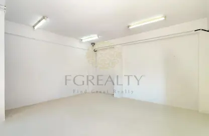 Warehouse - Studio - 2 Bathrooms for rent in Industrial Area 3 - Industrial Area - Industrial Area - Doha