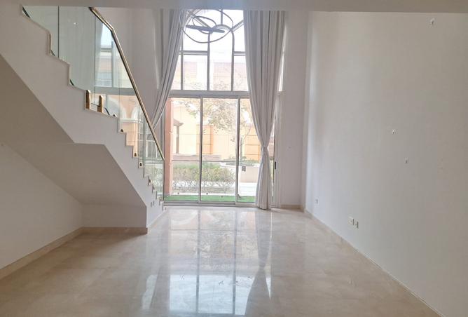 937577 - Property Image 2