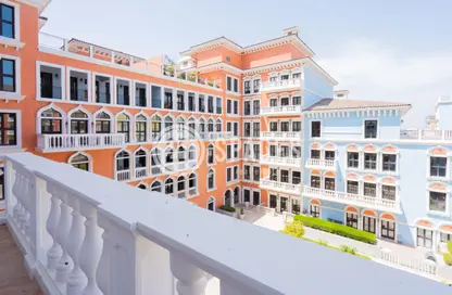 Apartment - 1 Bedroom - 2 Bathrooms for rent in Carnaval - Qanat Quartier - The Pearl Island - Doha