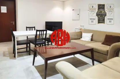 Apartment - 2 Bedrooms - 1 Bathroom for rent in Al Sadd Road - Al Sadd - Doha