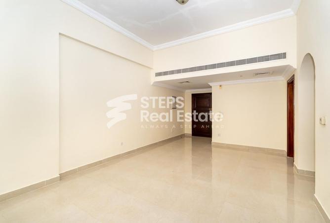 934587 - Property Image 3