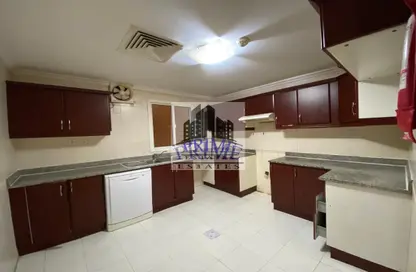 شقة - 3 غرف نوم - 3 حمامات للايجار في شارع السد - السد - الدوحة