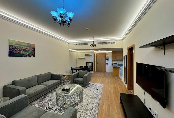 982737 - Property Image 3