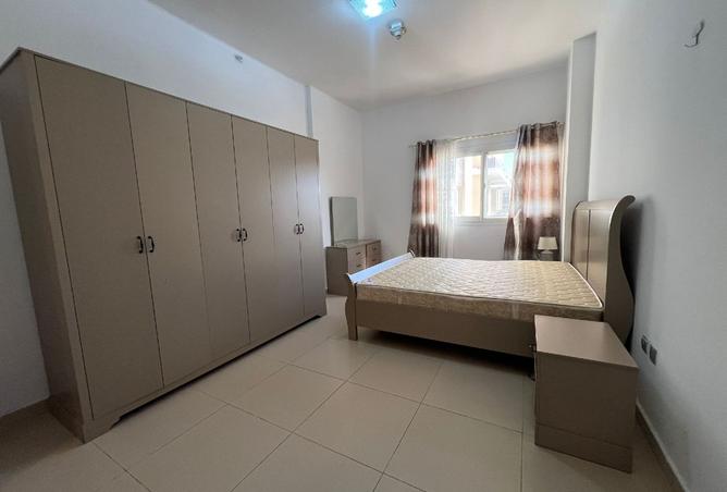 1005725 - Property Image 2