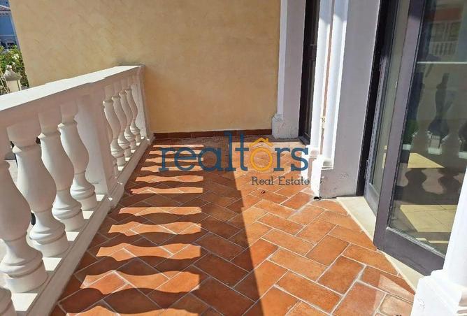 991243 - Property Image 2