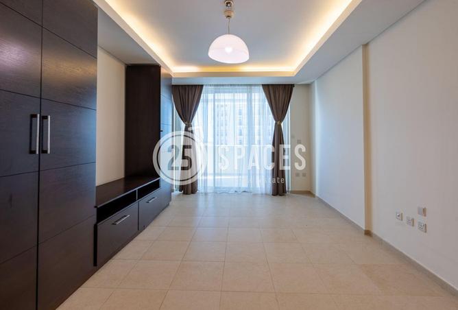 970139 - Property Image 2