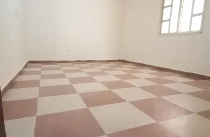 Apartment - 4 Bedrooms - 2 Bathrooms for rent in Najma Street - Najma - Doha