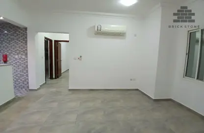 Apartment - 2 Bedrooms - 2 Bathrooms for rent in Muntazah 7 - Al Muntazah - Doha