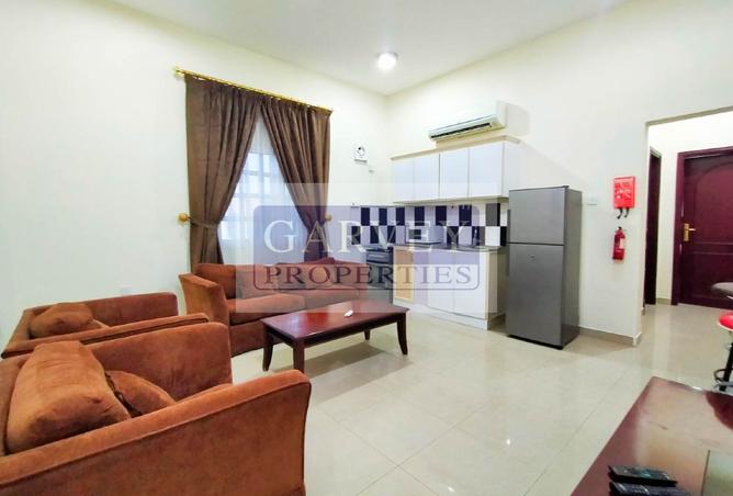 975693 - Property Image 2