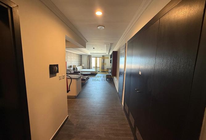 937323 - Property Image 2