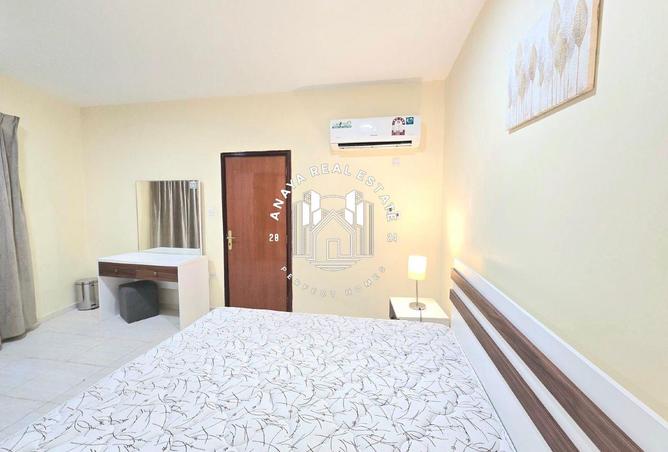 995561 - Property Image 2