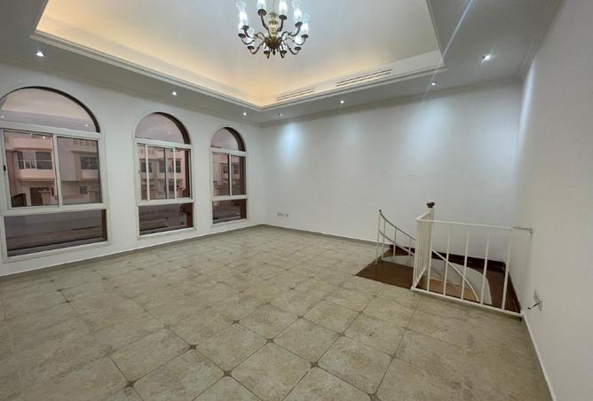 989451 - صورة العقار 2