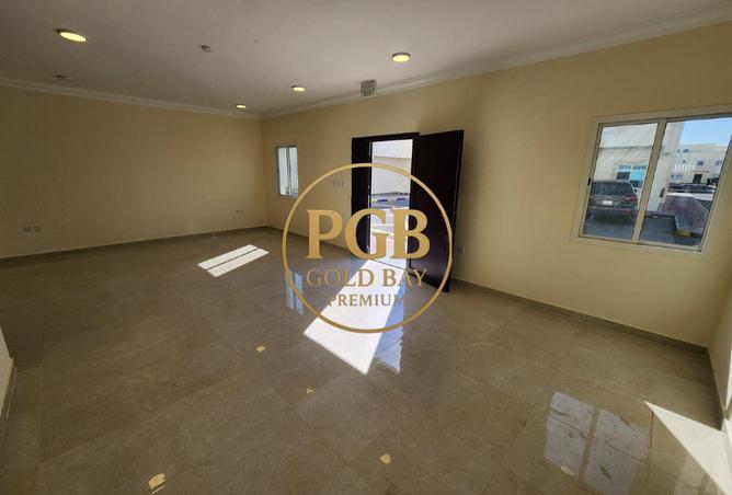 1010516 - Property Image 2