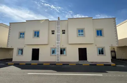 فيلا - 6 غرف نوم - 6 حمامات للايجار في الخيصة - الخيصة - أم صلال محمد