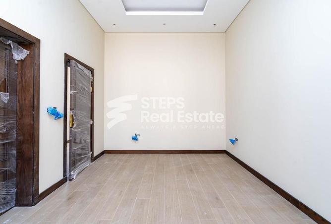 970220 - Property Image 3