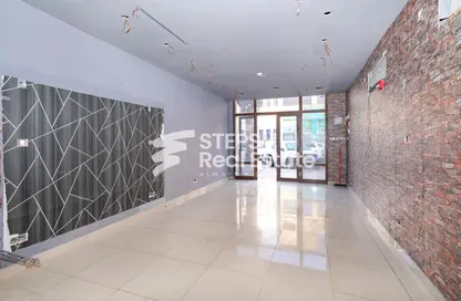 محل تجاري - استوديو - 1 حمام للايجار في شارع  بو هامو - أبو هامور - الدوحة
