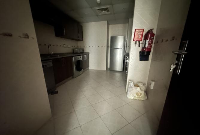 971121 - Property Image 2