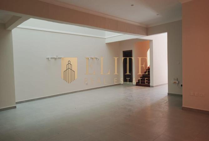 937472 - Property Image 3