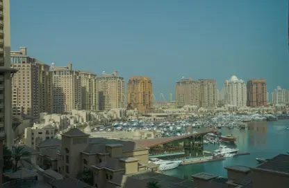 Apartment - 2 Bedrooms - 3 Bathrooms for rent in Porto Arabia - The Pearl Island - Doha