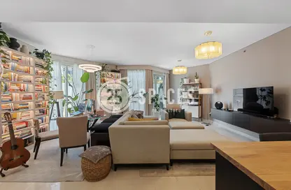 Apartment - 1 Bedroom - 2 Bathrooms for sale in Burj DAMAC Marina - Marina District - Lusail