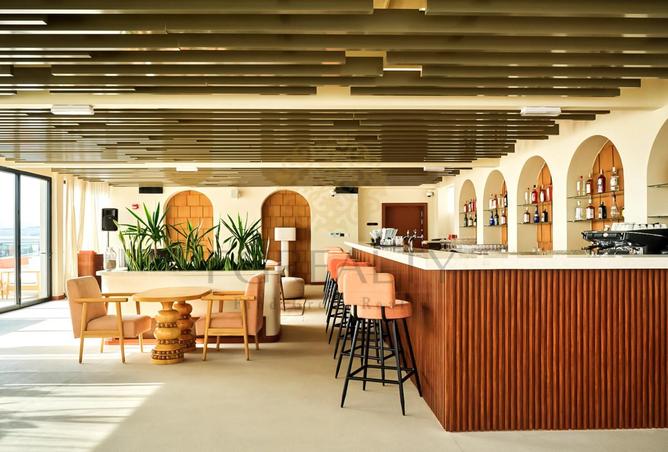 987243 - Property Image 3