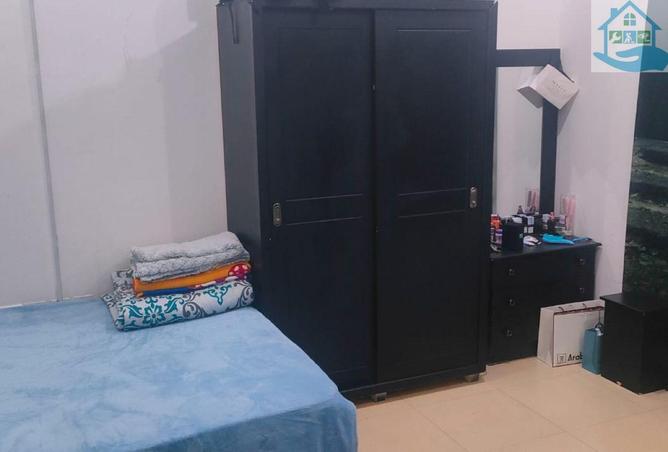 998561 - Property Main Image