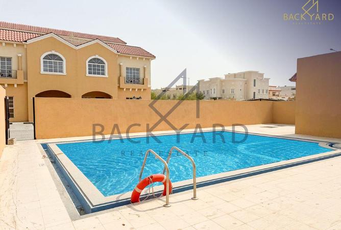 893481 - Property Image 2