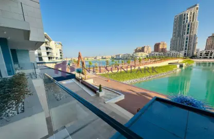 Apartment - 1 Bedroom - 2 Bathrooms for rent in Gewan Island - The Pearl Island - Doha