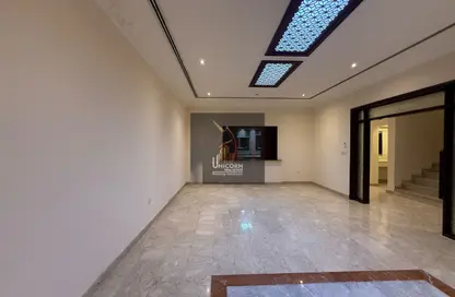 مجمع سكني - 4 غرف نوم - 4 حمامات للايجار في مريخ - المريخ - الدوحة