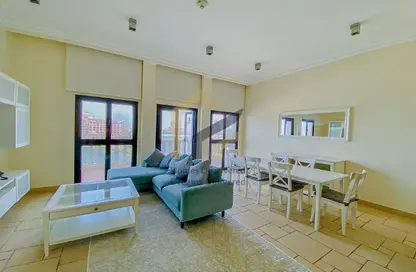 Apartment - 1 Bedroom - 2 Bathrooms for rent in Lahune - Qanat Quartier - The Pearl Island - Doha