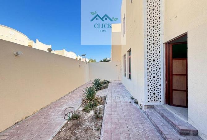 869408 - Property Image 2