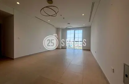 Apartment - 2 Bedrooms - 3 Bathrooms for rent in Floresta Gardens - Floresta Gardens - The Pearl Island - Doha