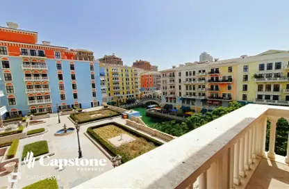 Apartment - 2 Bedrooms - 3 Bathrooms for rent in Carnaval - Qanat Quartier - The Pearl Island - Doha