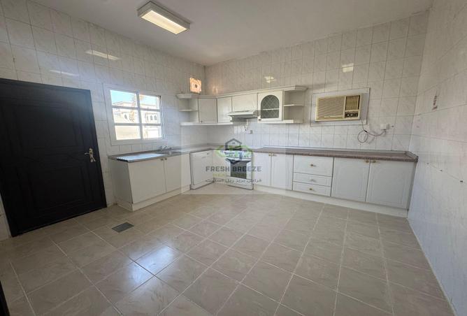 935979 - Property Image 2