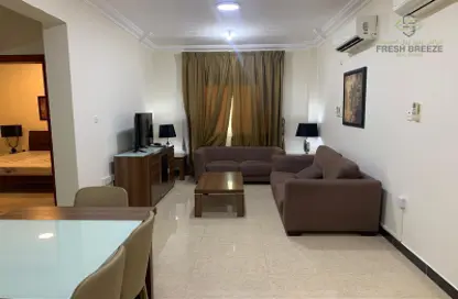 Apartment - 1 Bedroom - 1 Bathroom for rent in Umm Ghuwailina 4 - Umm Ghuwailina - Doha