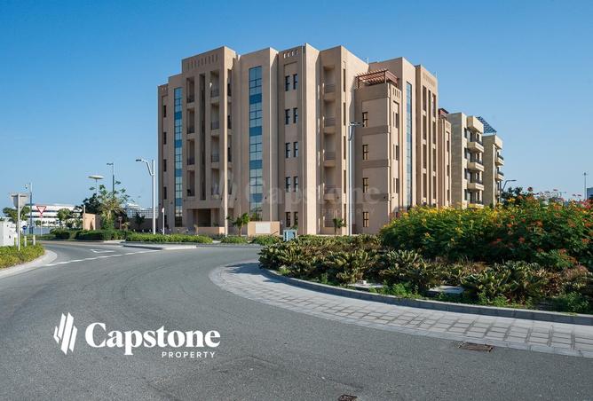950293 - Property Image 2