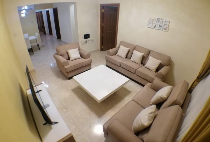 954034 - Property Image 3