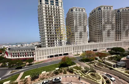 Apartment - Studio - 2 Bathrooms for rent in Viva East - Viva Bahriyah - The Pearl Island - Doha