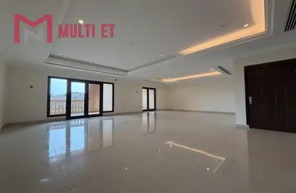 Apartment - 2 Bedrooms - 3 Bathrooms for rent in East Porto Drive - Porto Arabia - The Pearl Island - Doha