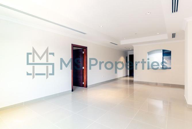 931637 - Property Image 2